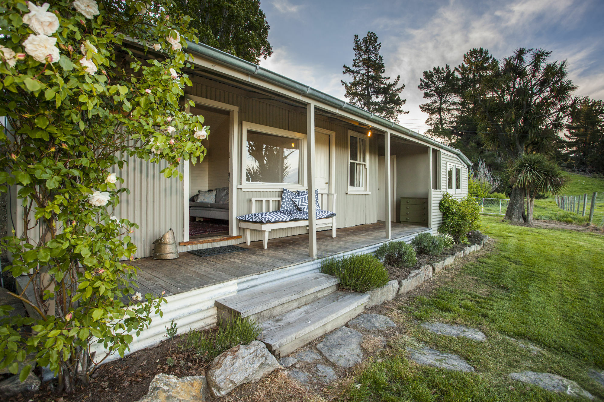 Criffel Station Farmstays Luggate Bagian luar foto